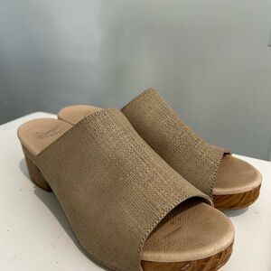 Stylish Tan Women's Shoes